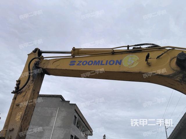 大臂整体 右侧（工作和回转装置）