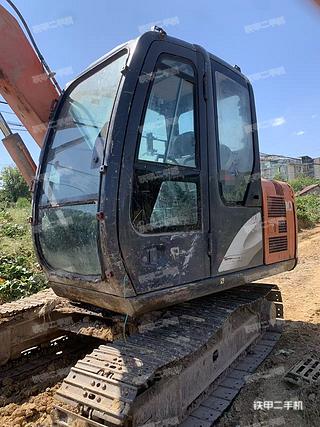 日立ZX70-5G挖掘机实拍图片