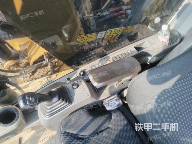 座椅左側(cè)控制臺(tái)/音響/含左手柄（駕駛室部分）