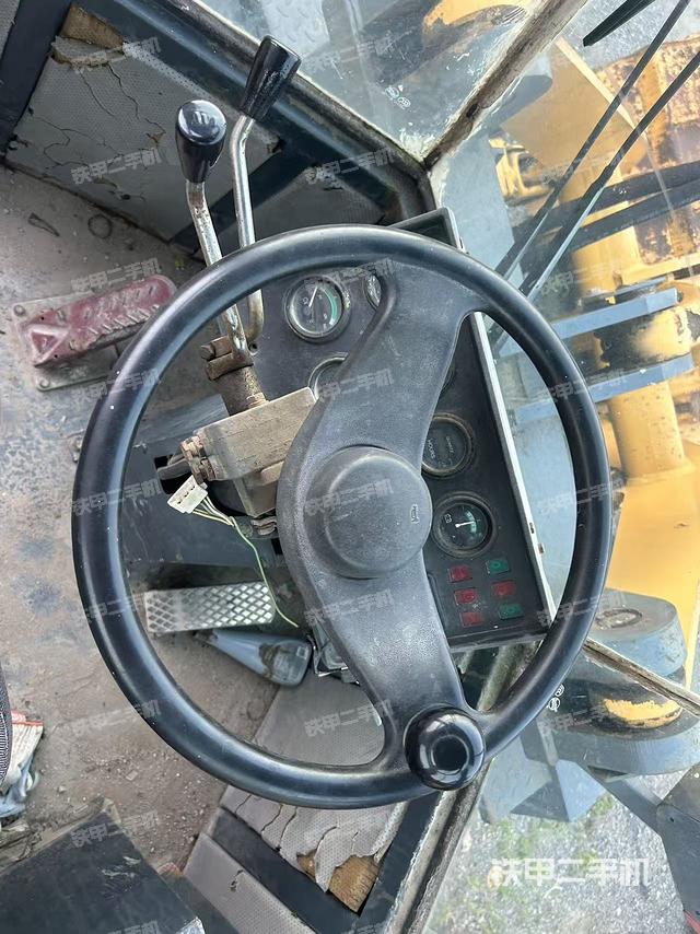 驾驶室操作台（整机外观及大件）