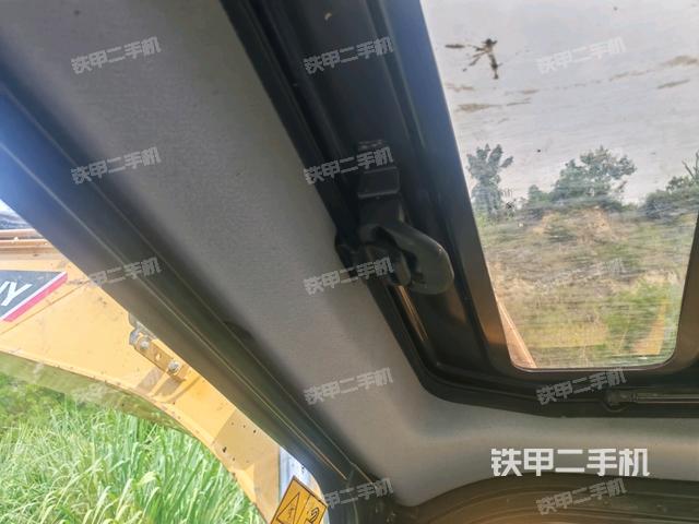 右侧玻璃角标（驾驶室部分）