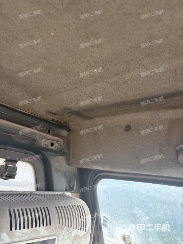 座椅后部（駕駛室部分）