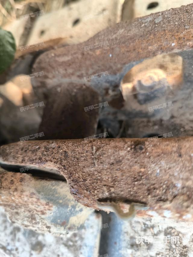 左驱动轮（行走机构）