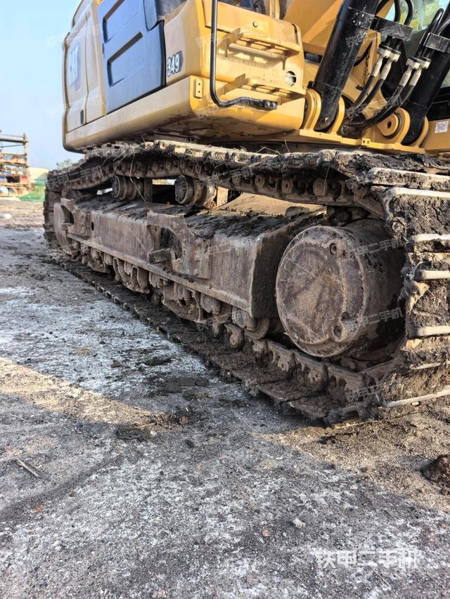 單側(cè)履帶整體（整機(jī)外觀）