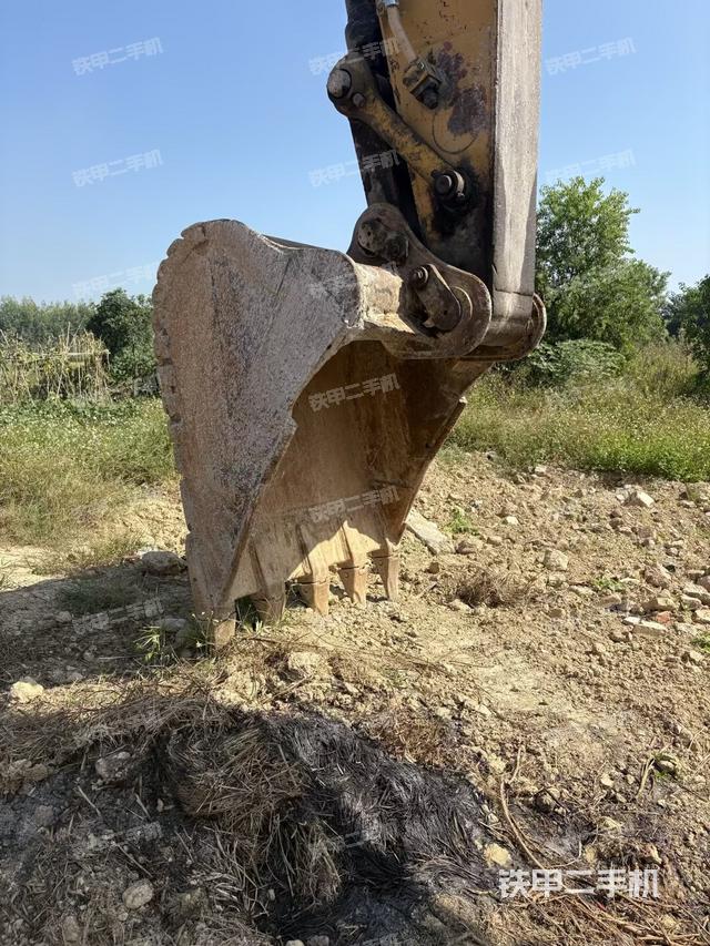 小臂整體左后（工作和回轉(zhuǎn)裝置）