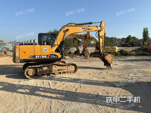 整機右后45°（整機外觀）