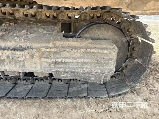 右侧履带整体（行走机构）