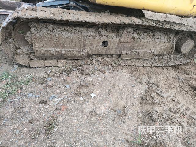 單側(cè)履帶整體（整機(jī)外觀）