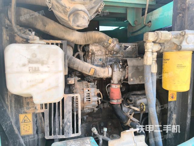 发动机室（上车部件）