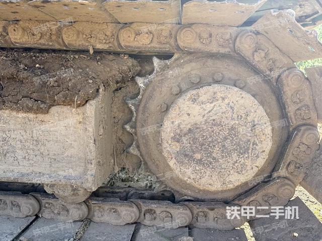 左導(dǎo)向輪（行走機(jī)構(gòu)）