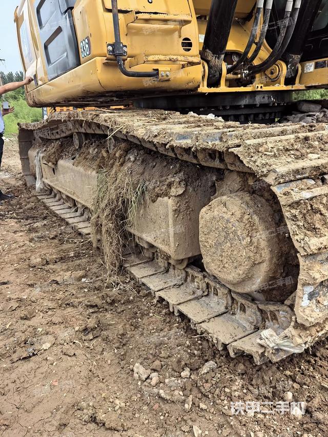 單側(cè)履帶整體（整機外觀）