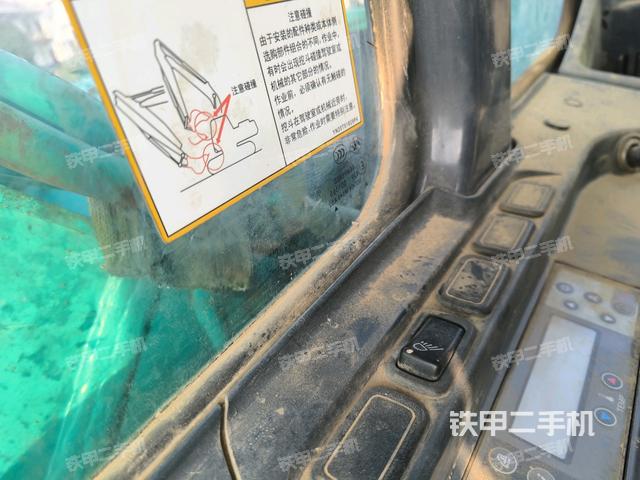 顶棚整体（驾驶室部分）