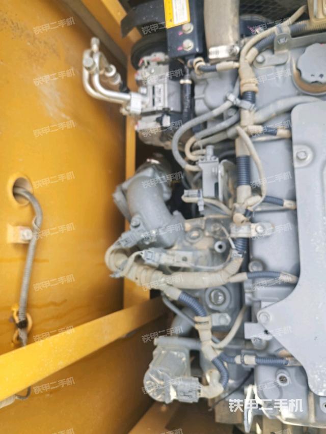 气门室盖螺丝特写（上车部件）