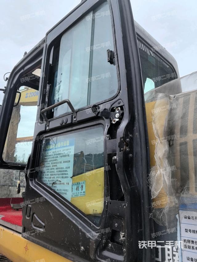 驾驶室左后45度（驾驶室部分）