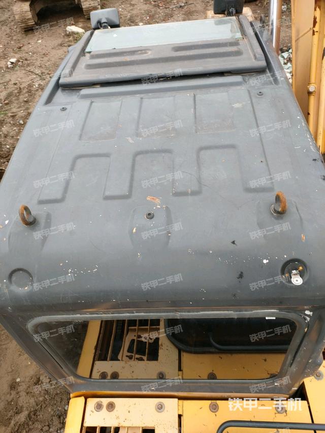 駕駛室頂部（整機(jī)外觀）