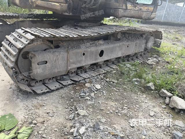 右側(cè)履帶整體（行走機(jī)構(gòu)）