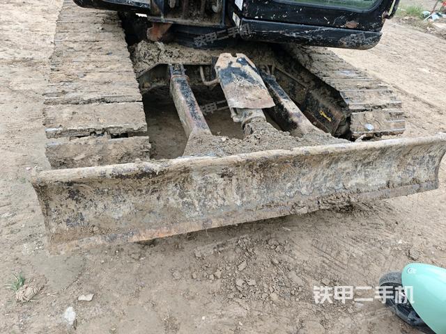 左侧履带整体 （行走机构）