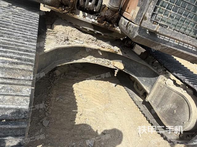 大臂根部 斜视（工作和回转装置）