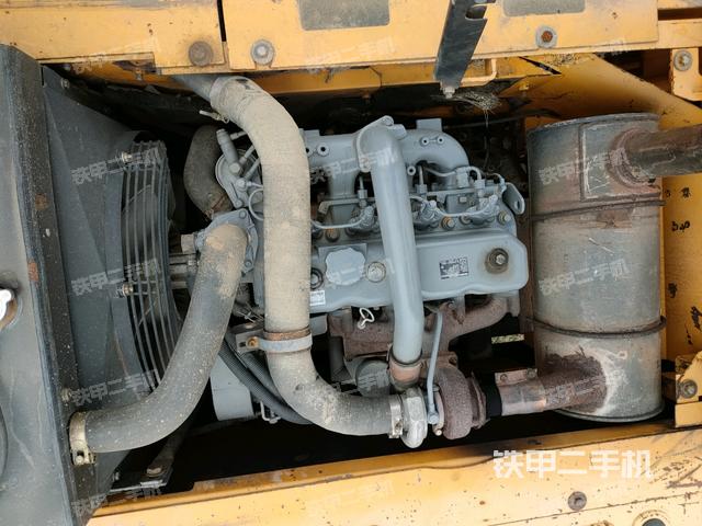 發(fā)動(dòng)機(jī)整體俯視（整機(jī)外觀）