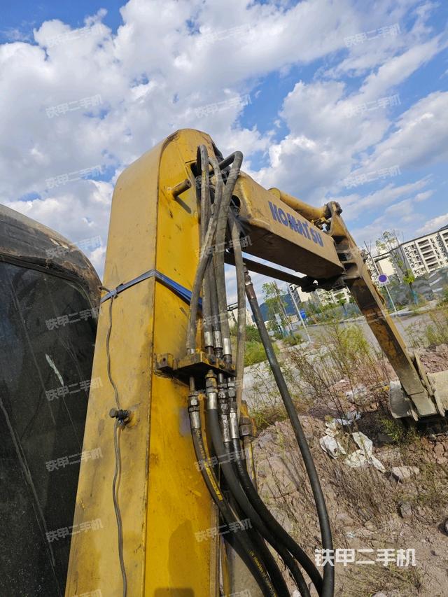 大臂背部俯視（工作和回轉(zhuǎn)裝置）