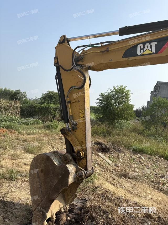 大臂整体 右侧（工作和回转装置）