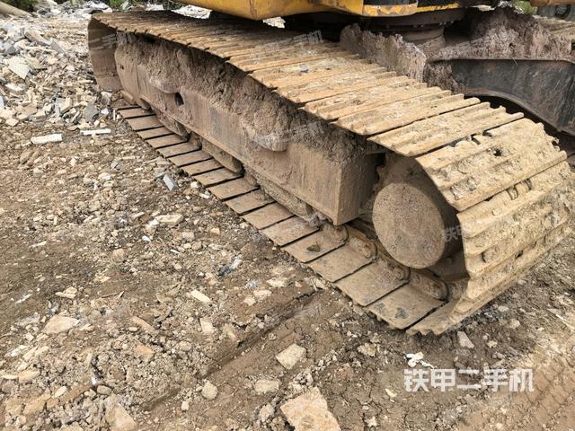 右侧履带整体（行走机构）