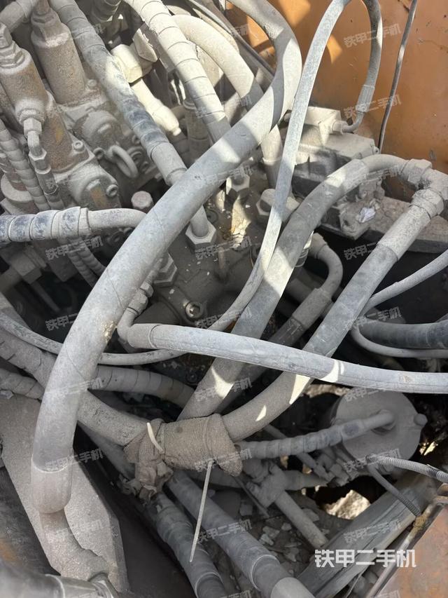 驾驶室顶部俯视（上车部件）