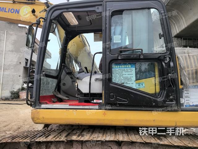 驾驶室正侧（驾驶室部分）