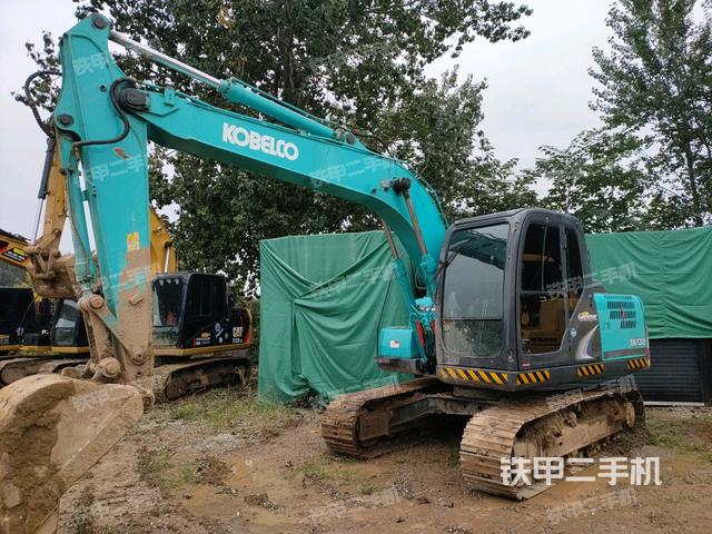 神钢SK130-8挖掘机