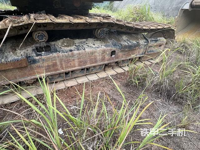 左驱动轮（行走机构）