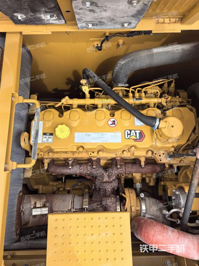 發(fā)動機整體俯視（整機外觀）