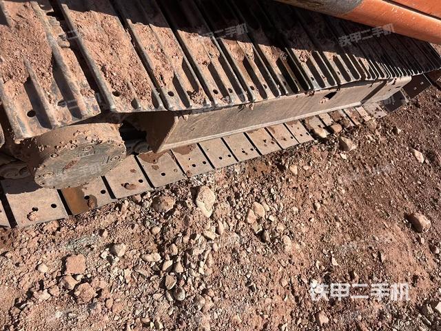 左側(cè)履帶整體?（行走機構(gòu)）