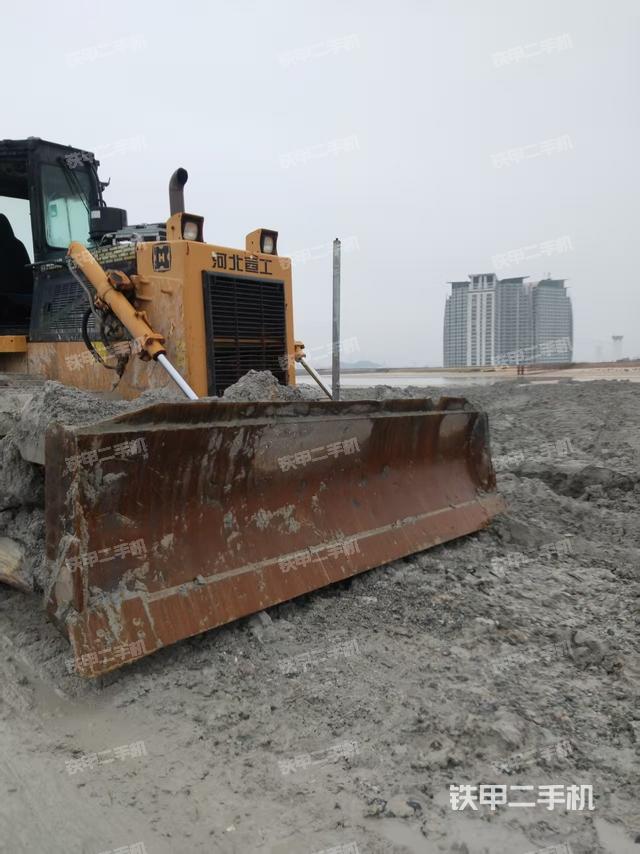 宣工TYS165湿地型推土机