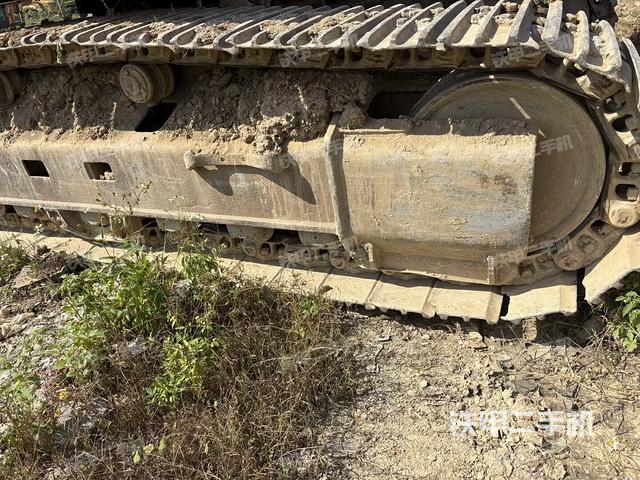 右側(cè)行走馬達(dá)蓋板（行走機(jī)構(gòu)）