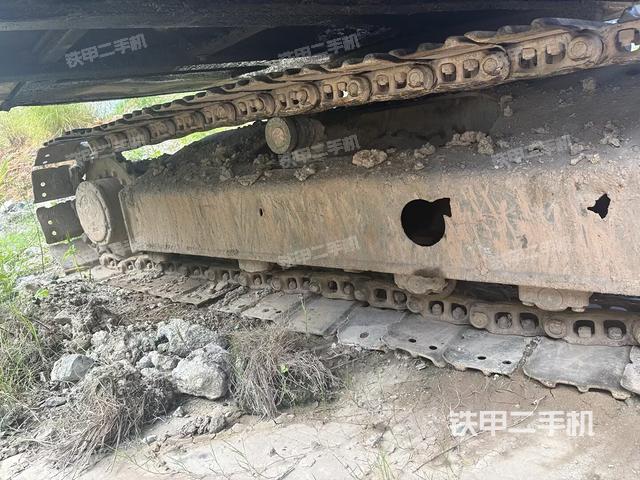 右驅(qū)動(dòng)輪（行走機(jī)構(gòu)）