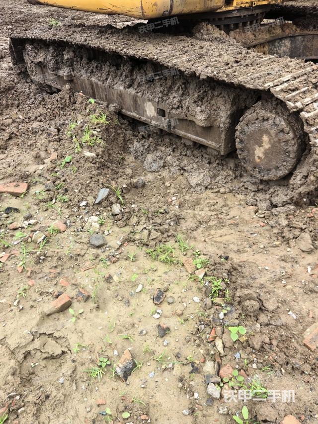 單側(cè)履帶整體（整機(jī)外觀）