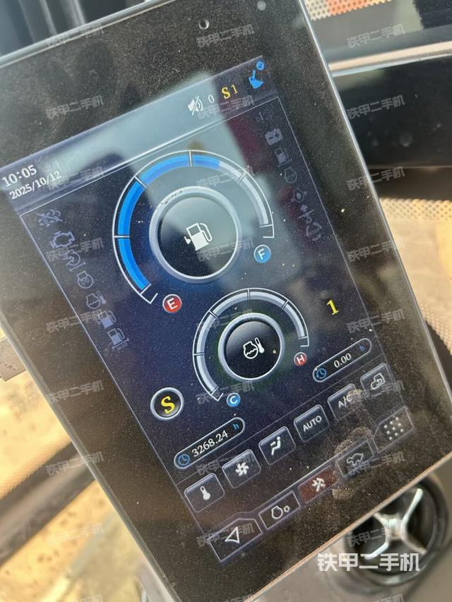 显示屏 （驾驶室部分）