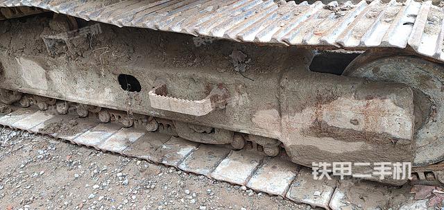 單側(cè)履帶整體（整機(jī)外觀）