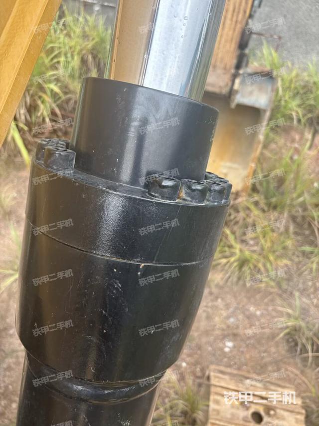 大臂根部 斜视（工作和回转装置）