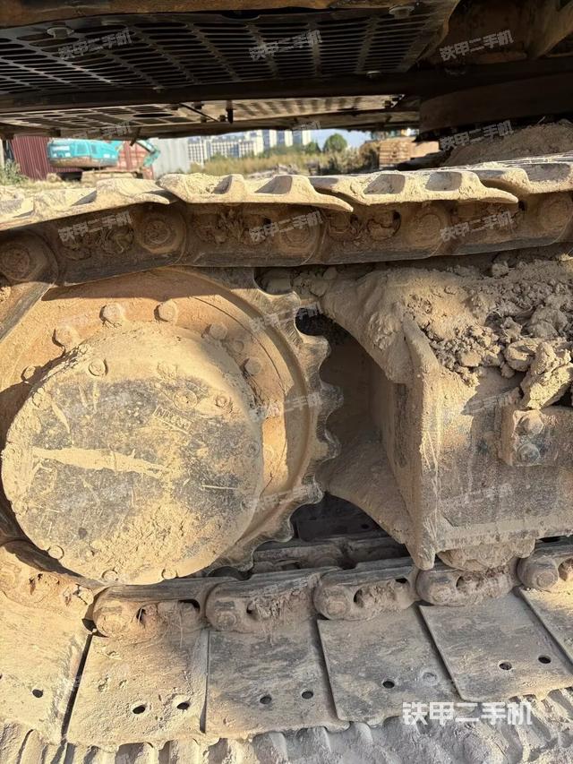 單側(cè)履帶整體（整機外觀）