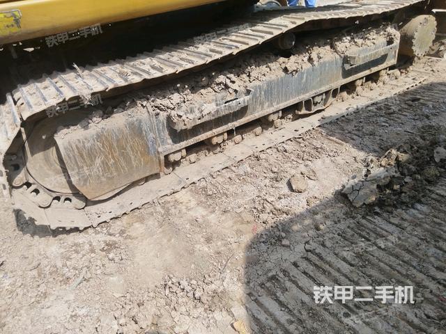 單側(cè)履帶整體（整機(jī)外觀）