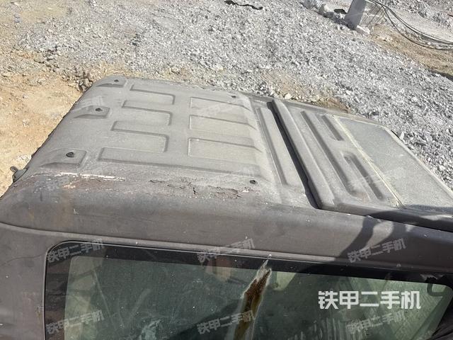 发动机室（上车部件）