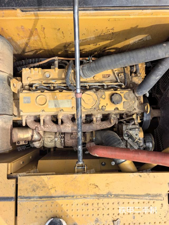 發(fā)動(dòng)機(jī)整體俯視（整機(jī)外觀）