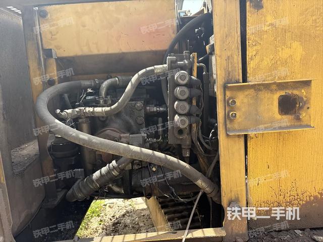 液壓泵室（大件艙室）