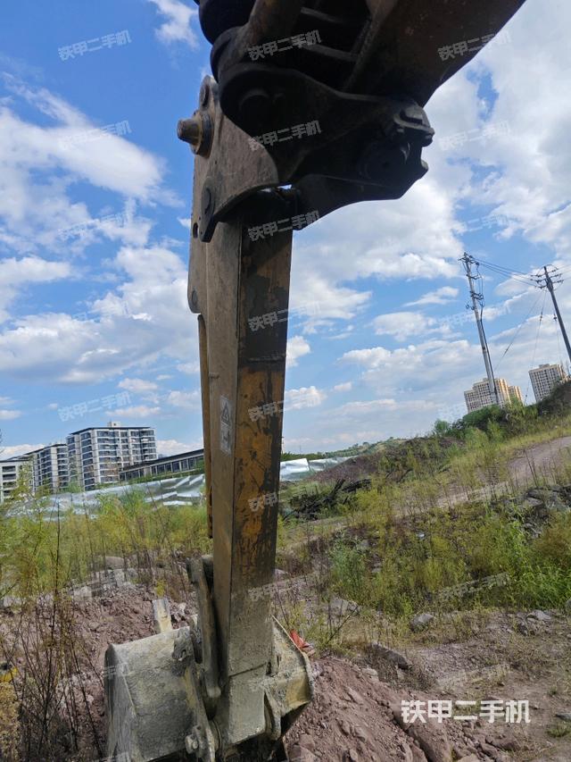 小臂整體左后（工作和回轉(zhuǎn)裝置）