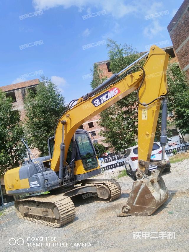 徐工XE135D挖掘機(jī)