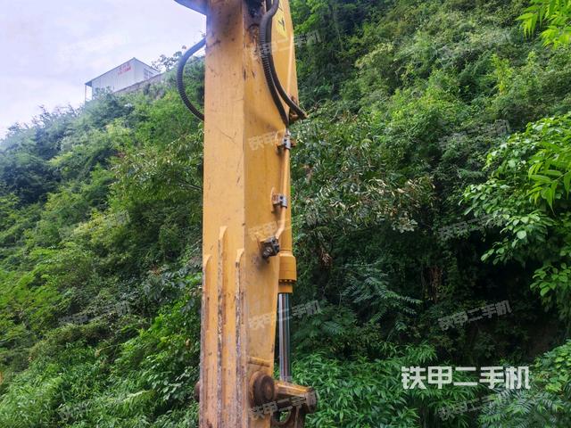 小臂整體左后（工作和回轉裝置）