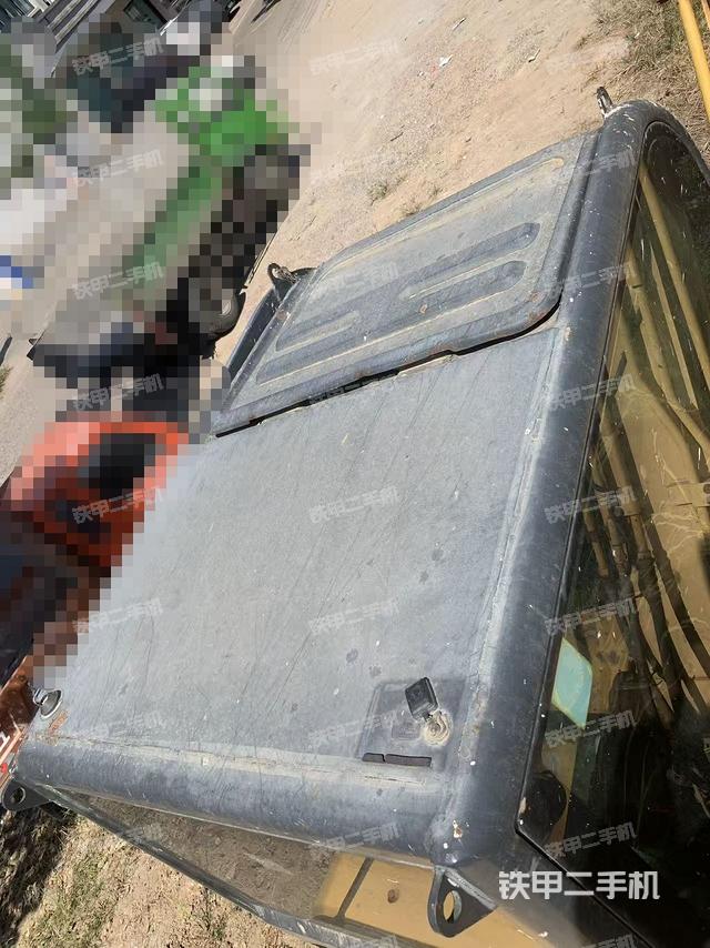 駕駛室頂部（整機(jī)外觀）