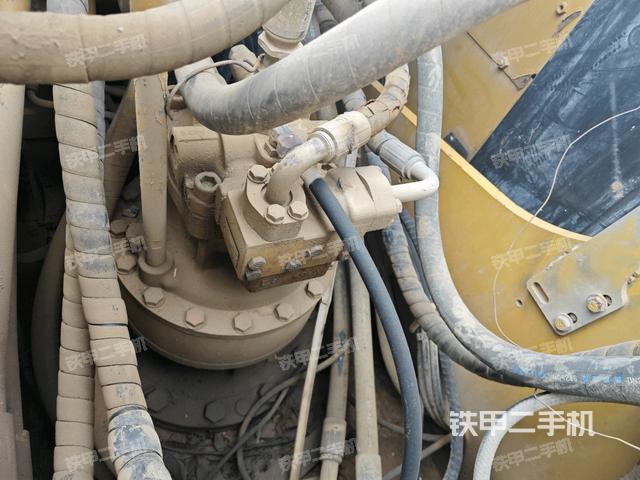 回轉(zhuǎn)馬達（上車部件）