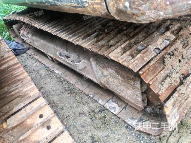 右側履帶整體（行走機構）